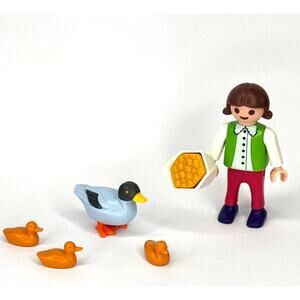VTG Playmobil SPECIAL 4549 GIRL FEEDING DUCK & DUCKLINGS - Animals Pond Kid